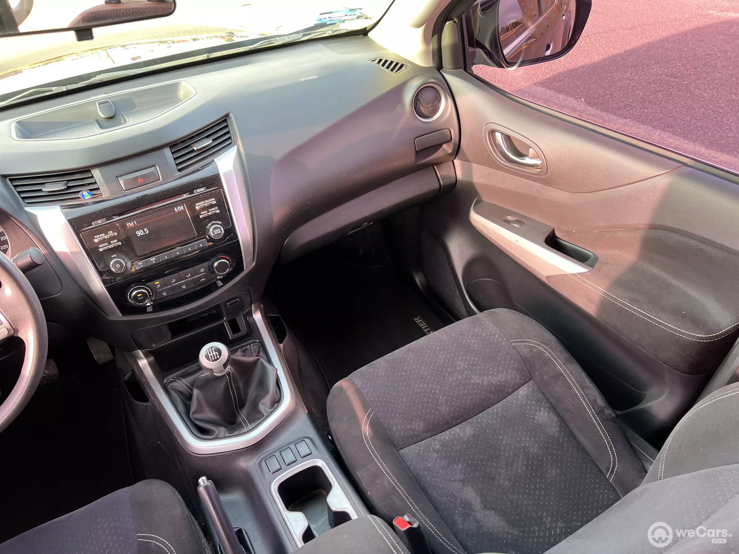Nissan NP300 Frontier Pick-Up