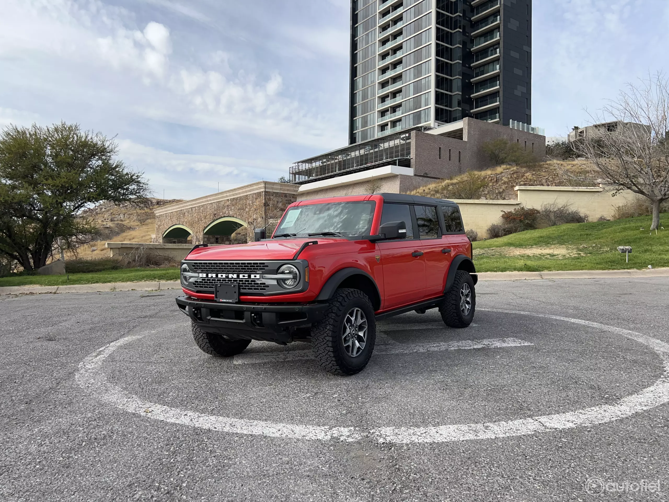 Ford Bronco VUD 4x4
