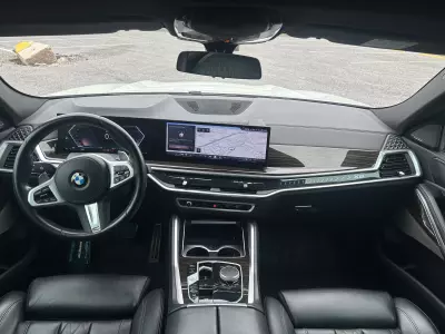 BMW X6 VUD 2024