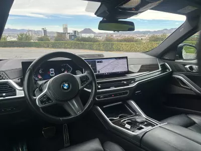 BMW X6 VUD 2024