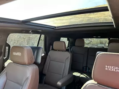 Chevrolet Tahoe VUD 2023