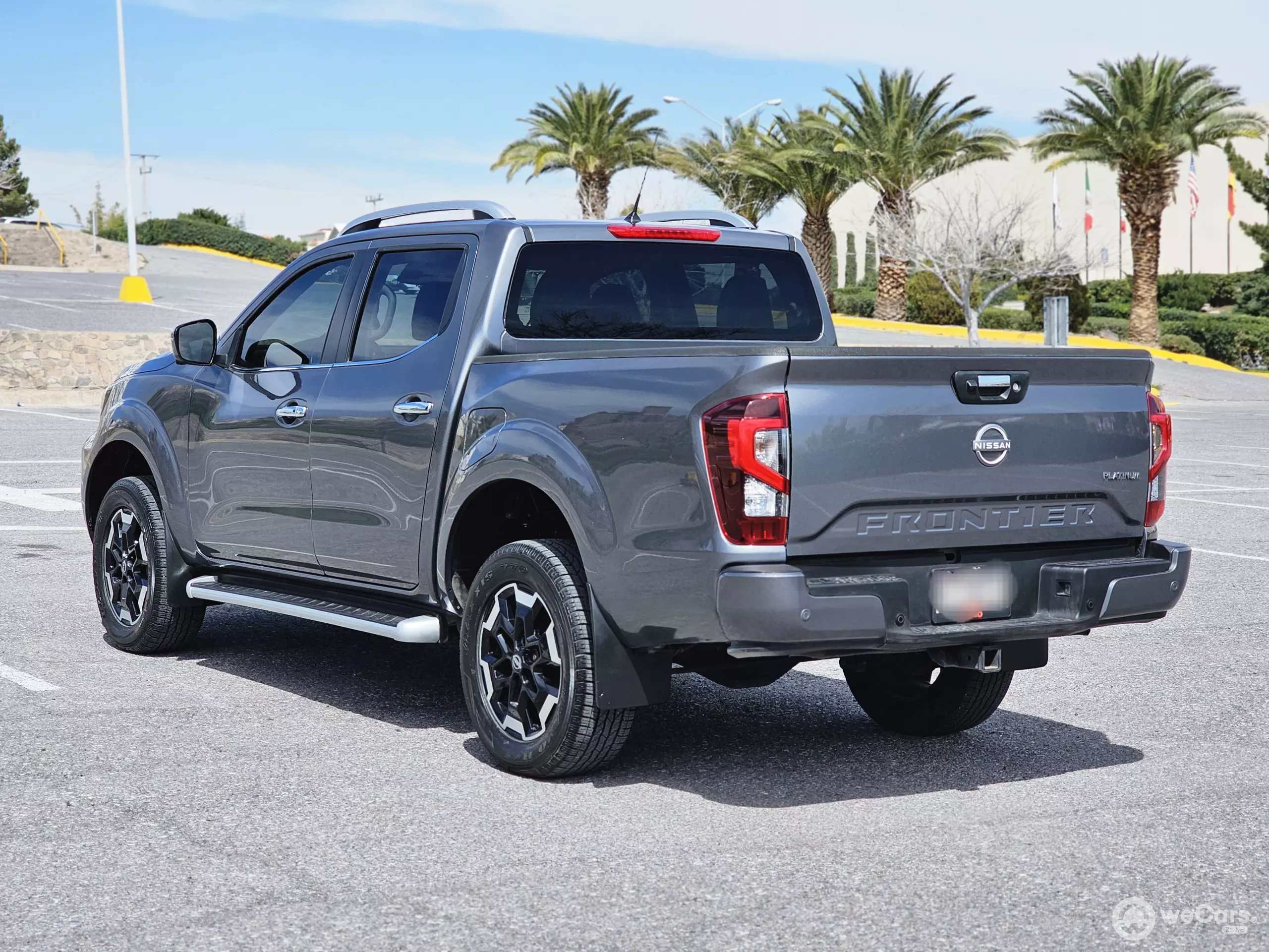 Nissan Frontier Pick-Up