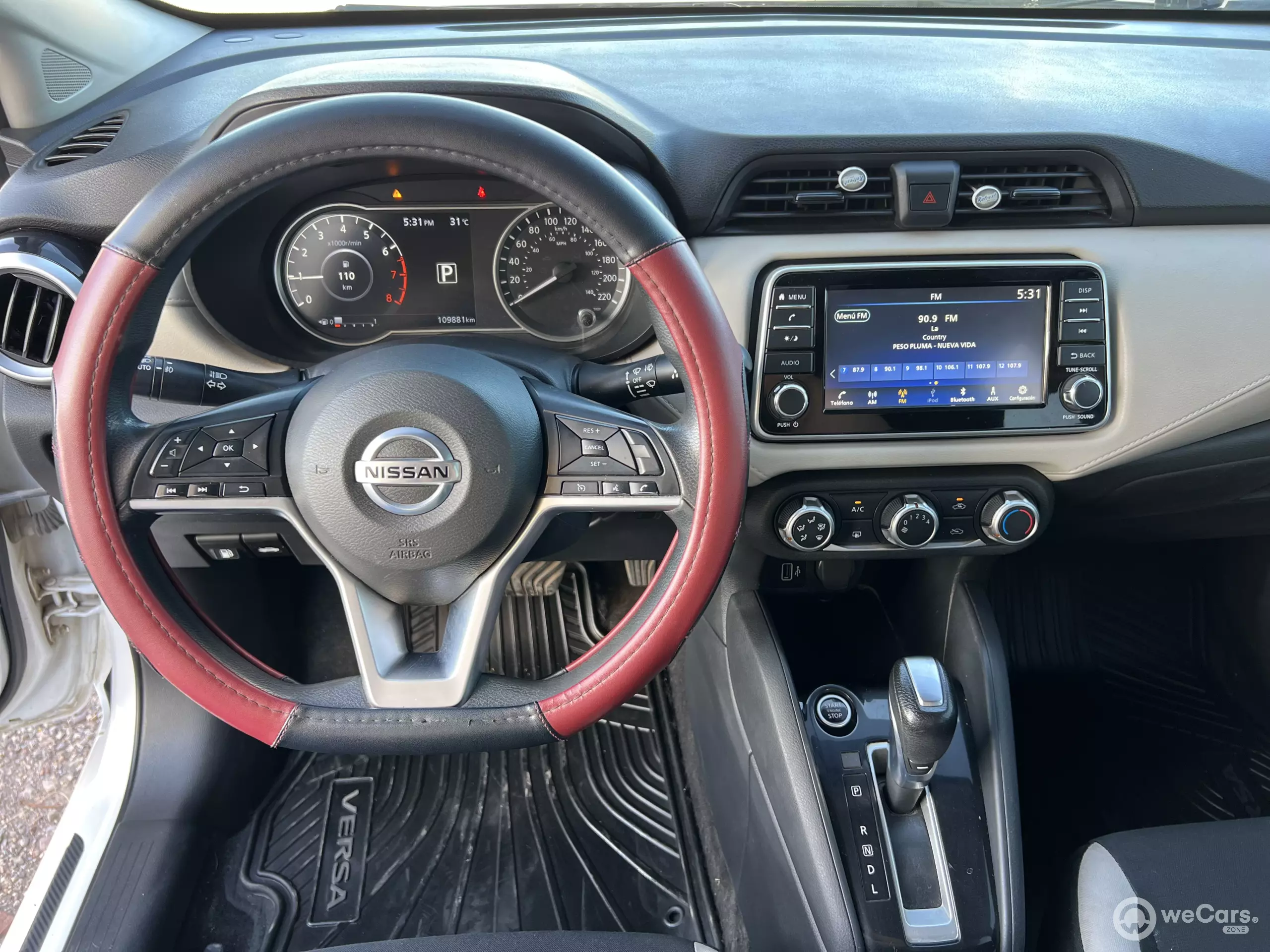 Nissan Versa