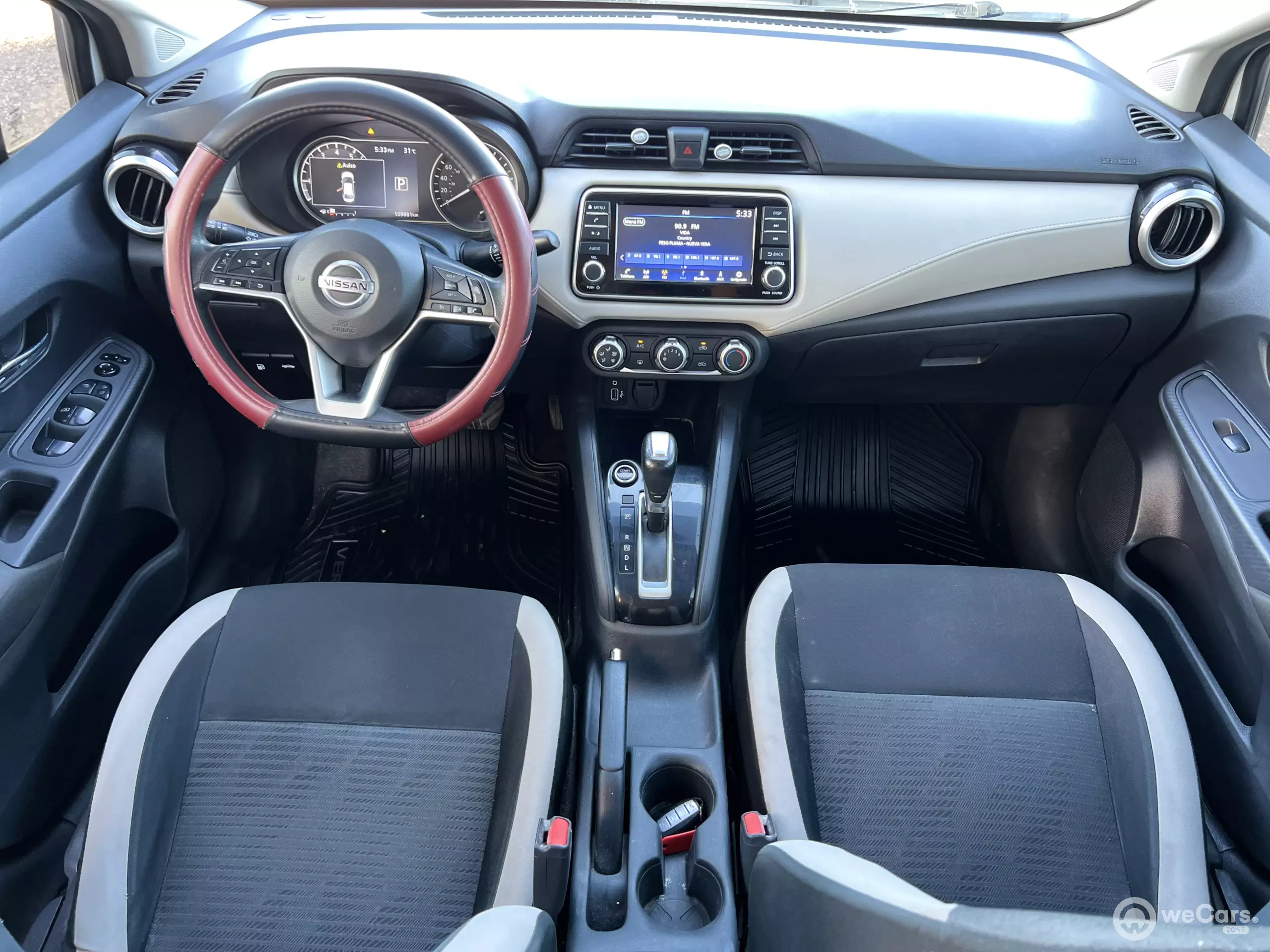 Nissan Versa