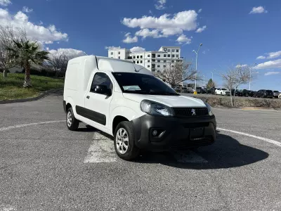 Peugeot Partner Rapid Furgoneta 2025