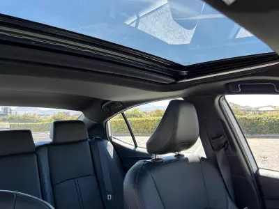 Toyota Camry 2025