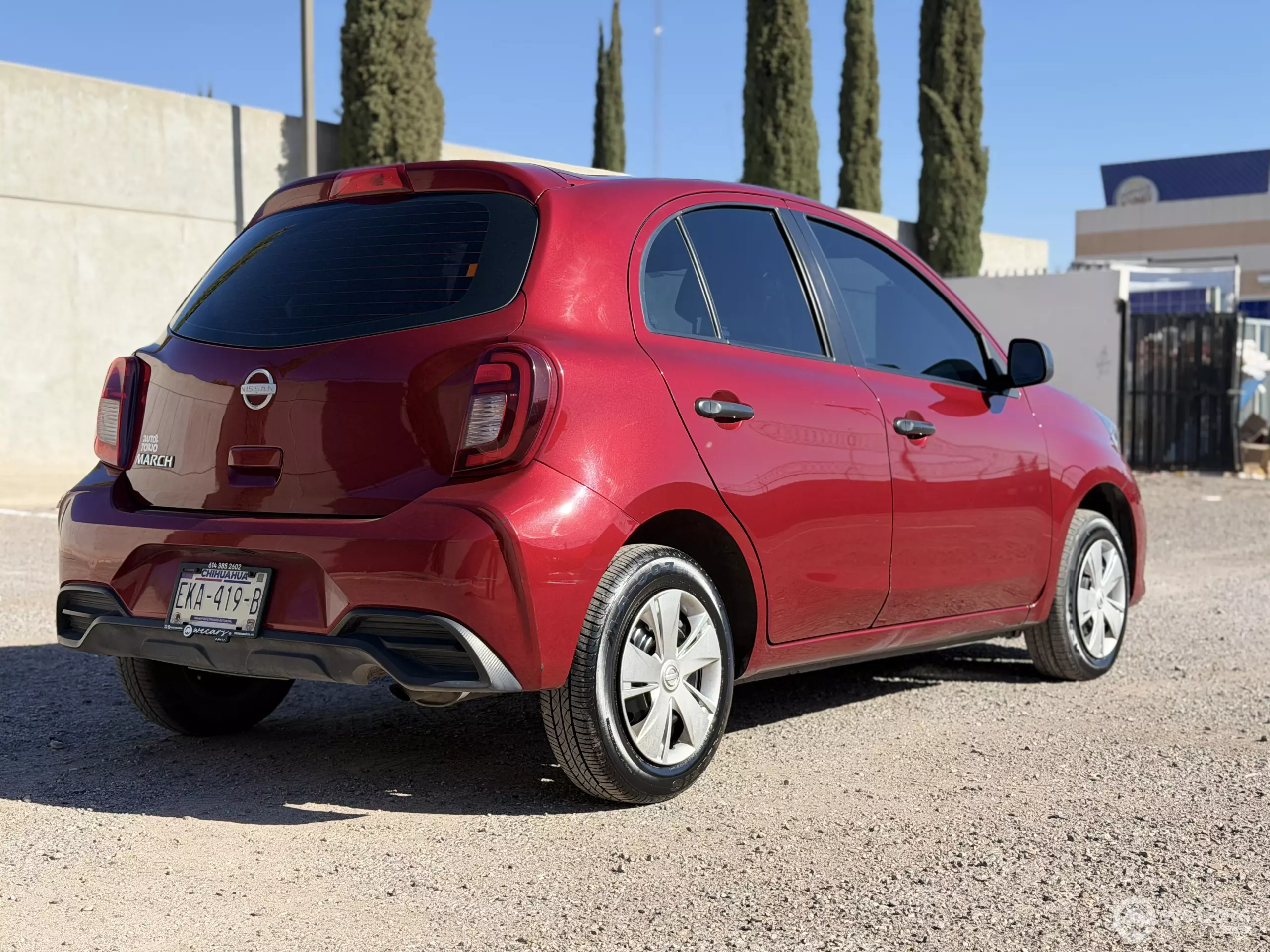 Nissan March