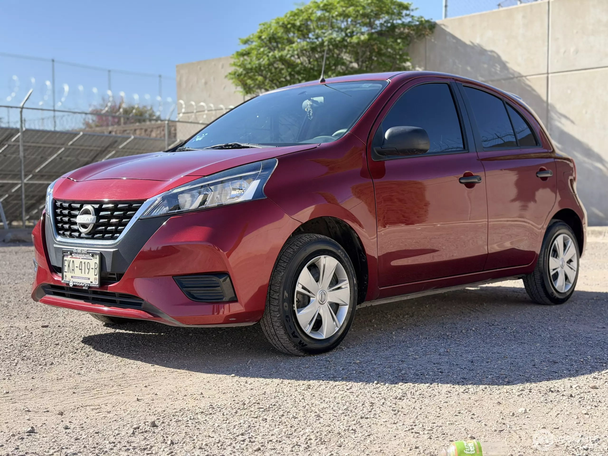 Nissan March