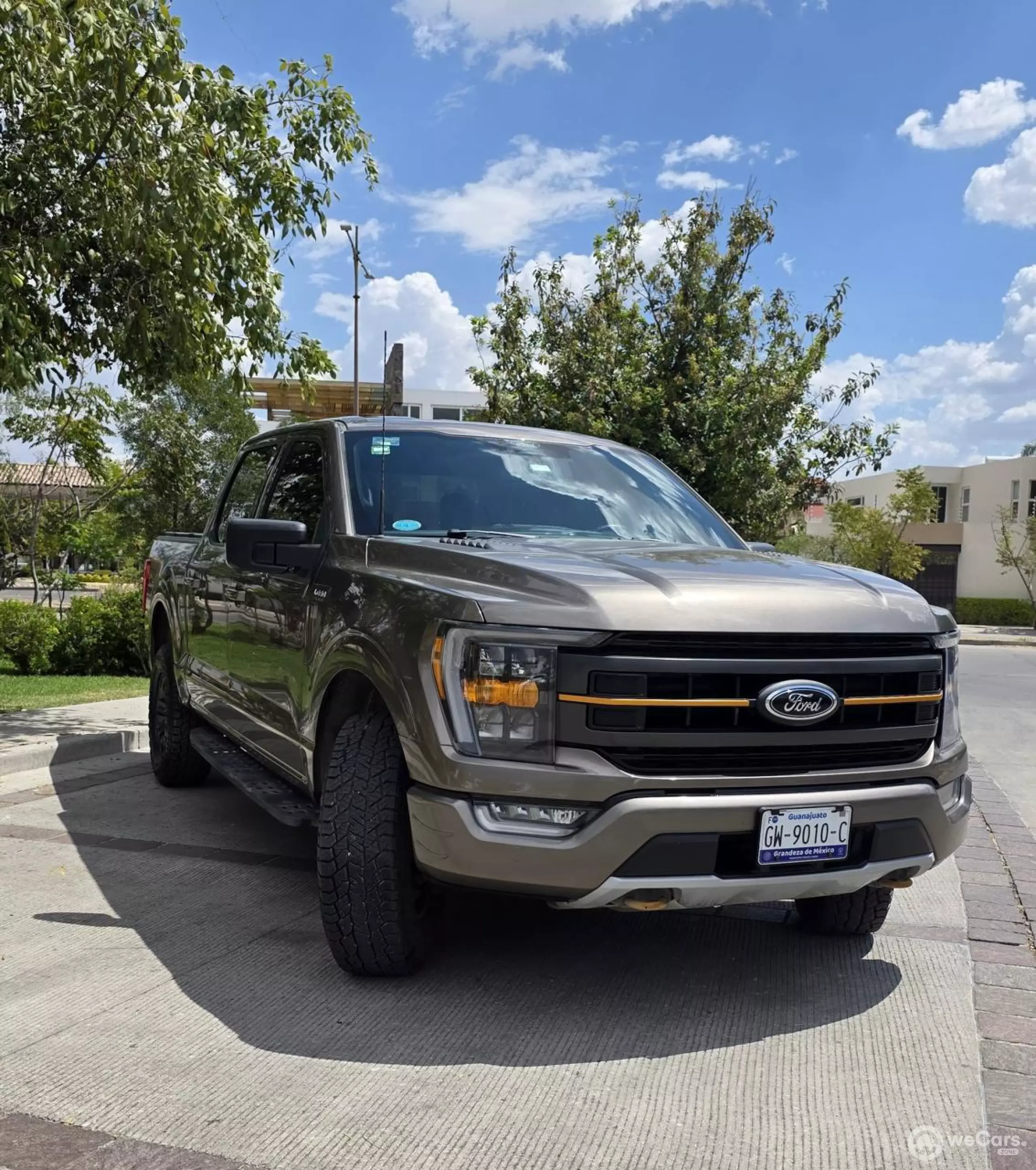 Ford Lobo Pick-Up