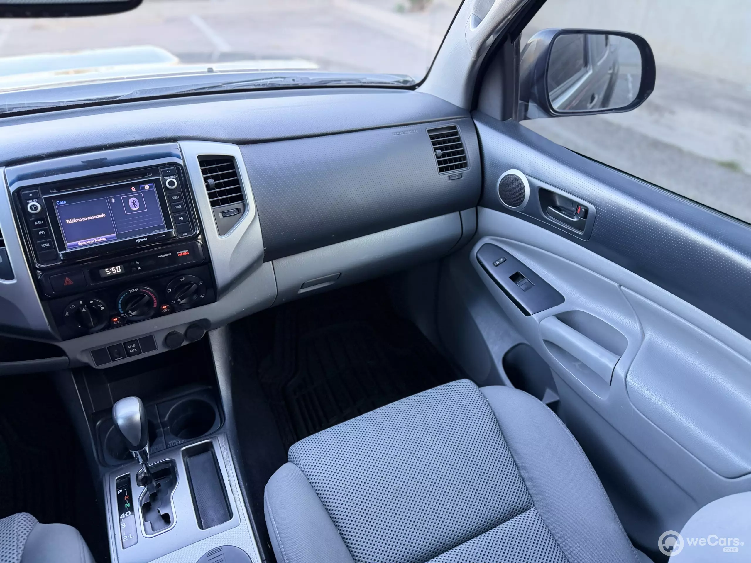 Toyota Tacoma Pick-Up