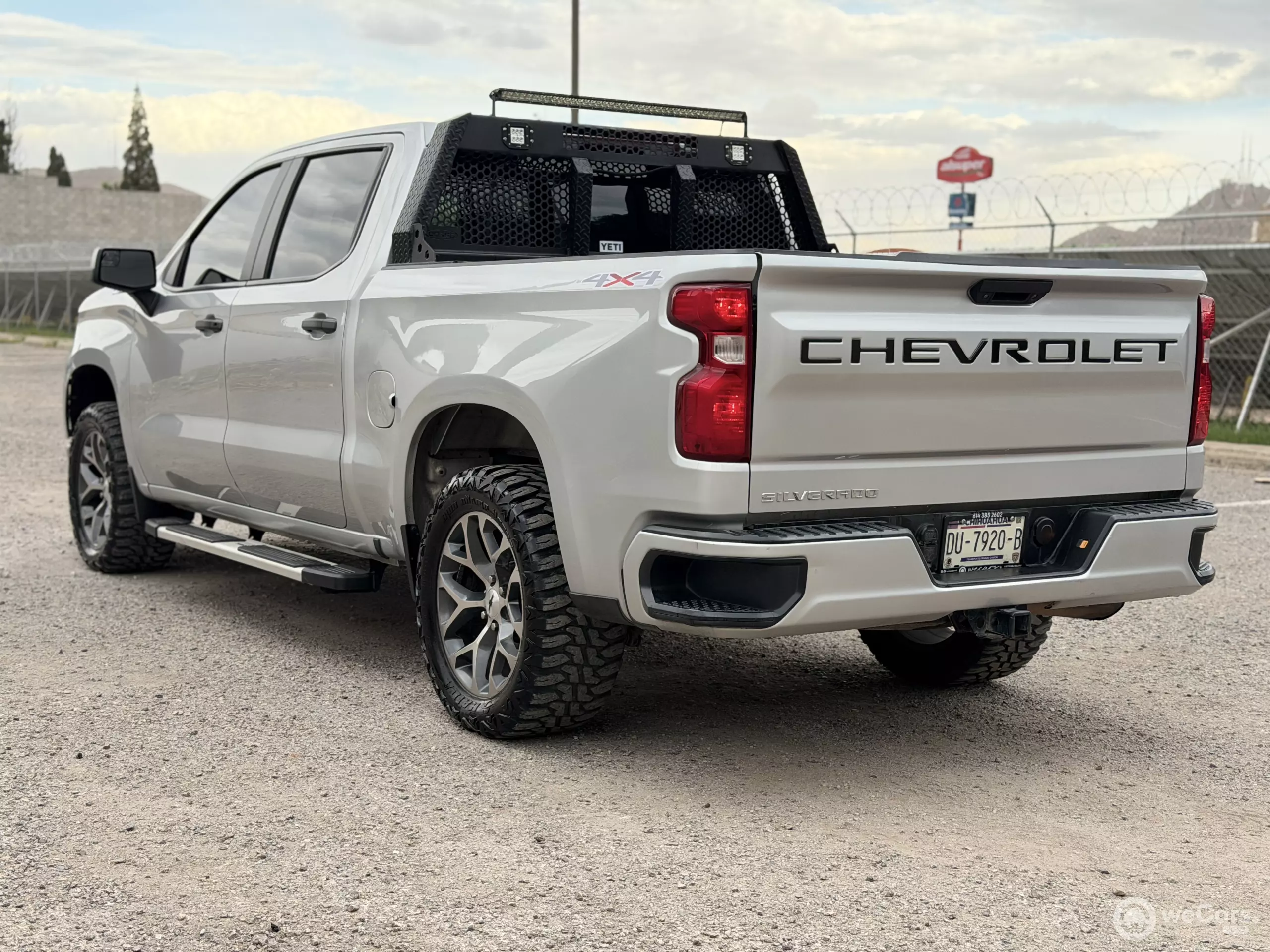 Chevrolet Silverado Pick-Up
