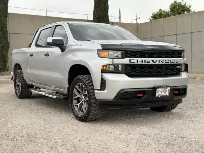 Chevrolet Silverado Pick-Up 2019