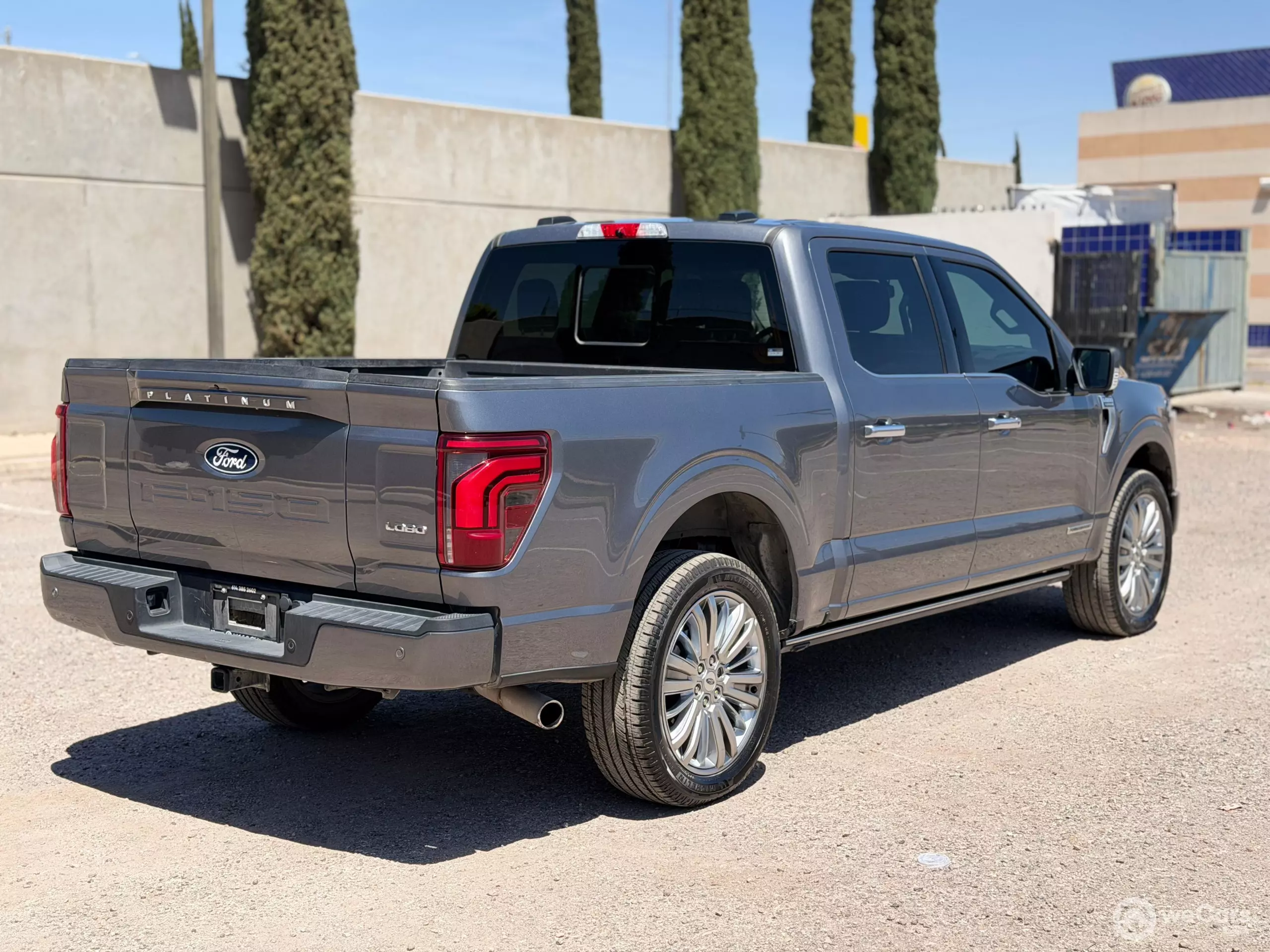 Ford Lobo Pick-Up