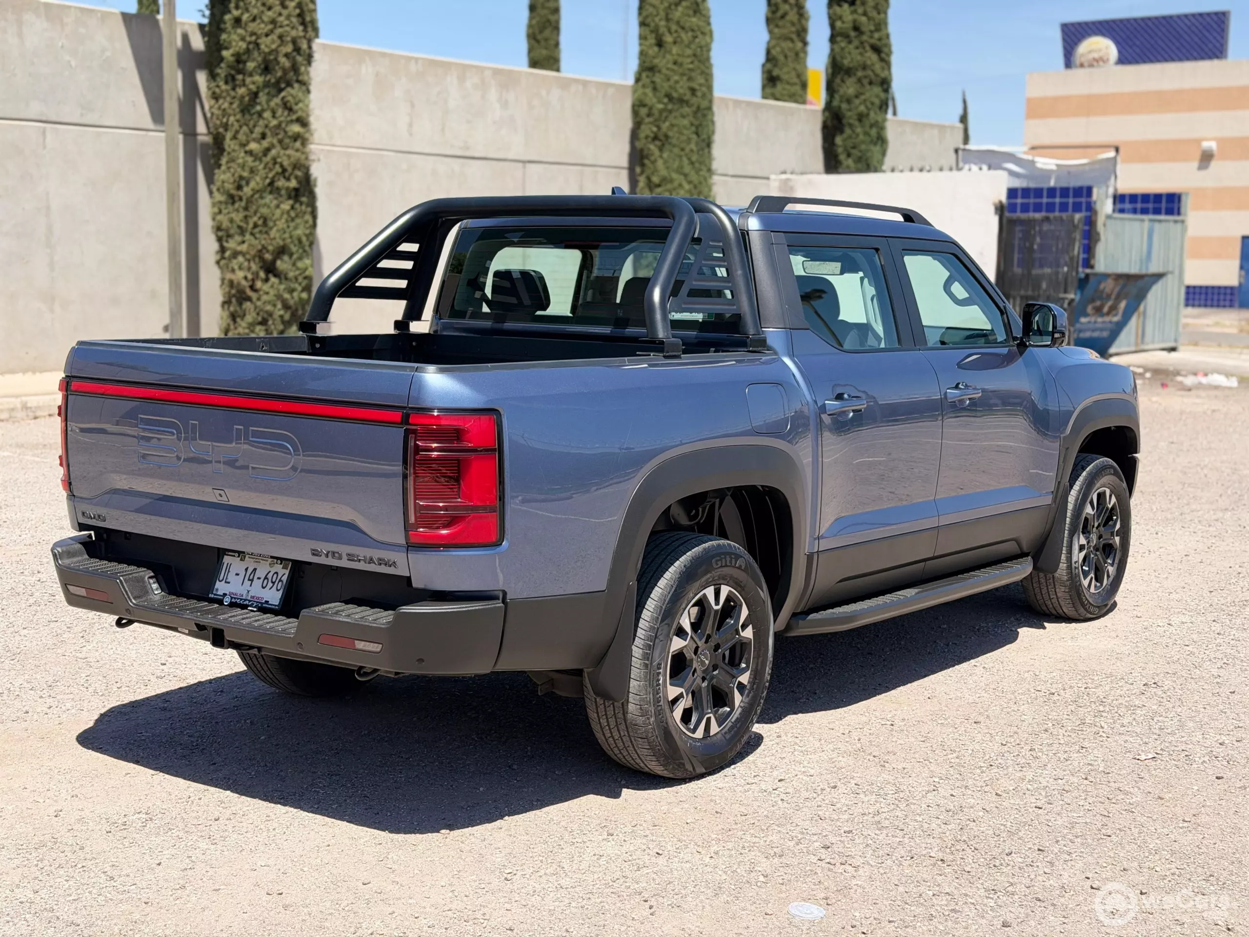 BYD Shark Pick-Up 4x4
