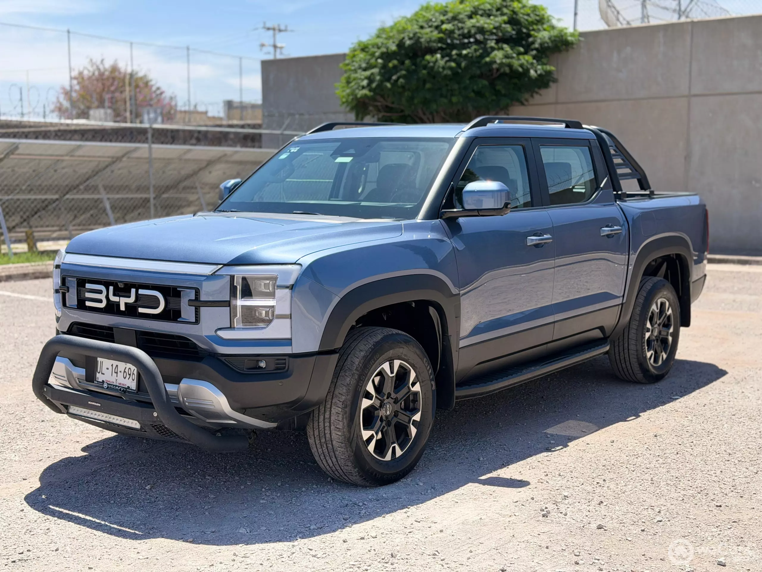 BYD Shark Pick-Up 4x4